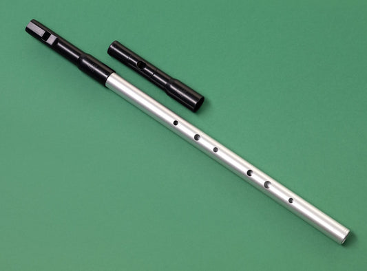 Tony Dixon DX103D – Stämbar Tenor D Visselpipa/Flöjt Duo (Aluminiumkropp)