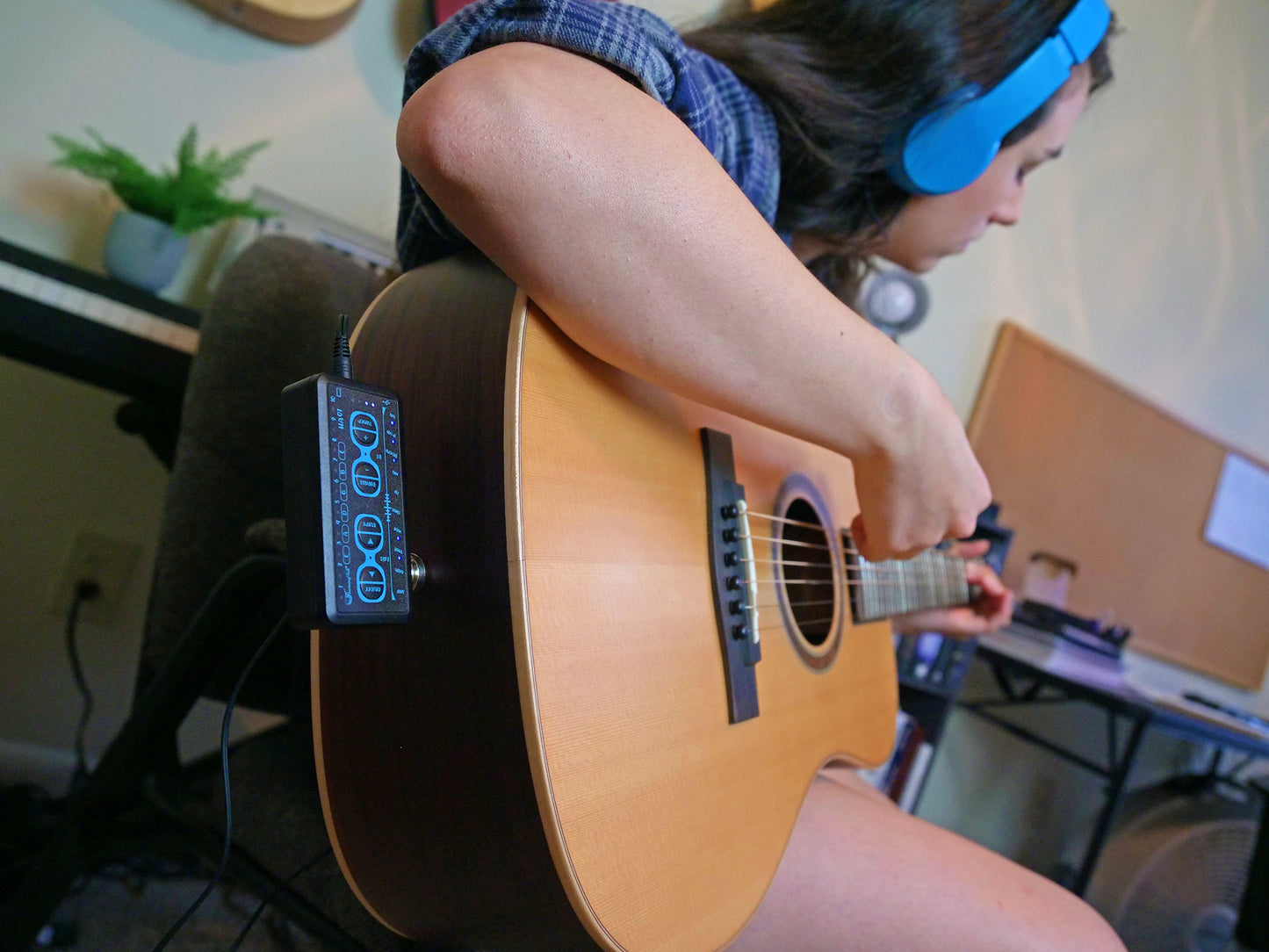 Journey Instruments HA01 – Kompakt hörlursförstärkare med Bluetooth och effekter
