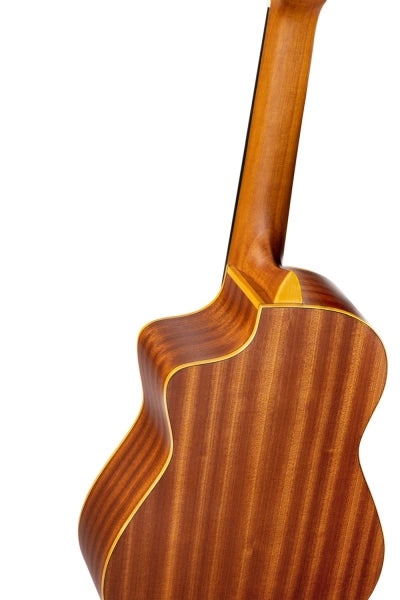 Requinto Model Klassisk gitarr, granlock, djup kropp