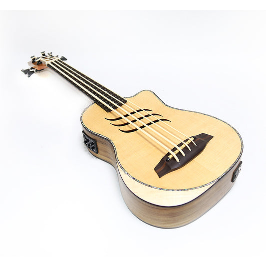 Ukulelebas med topp i gran