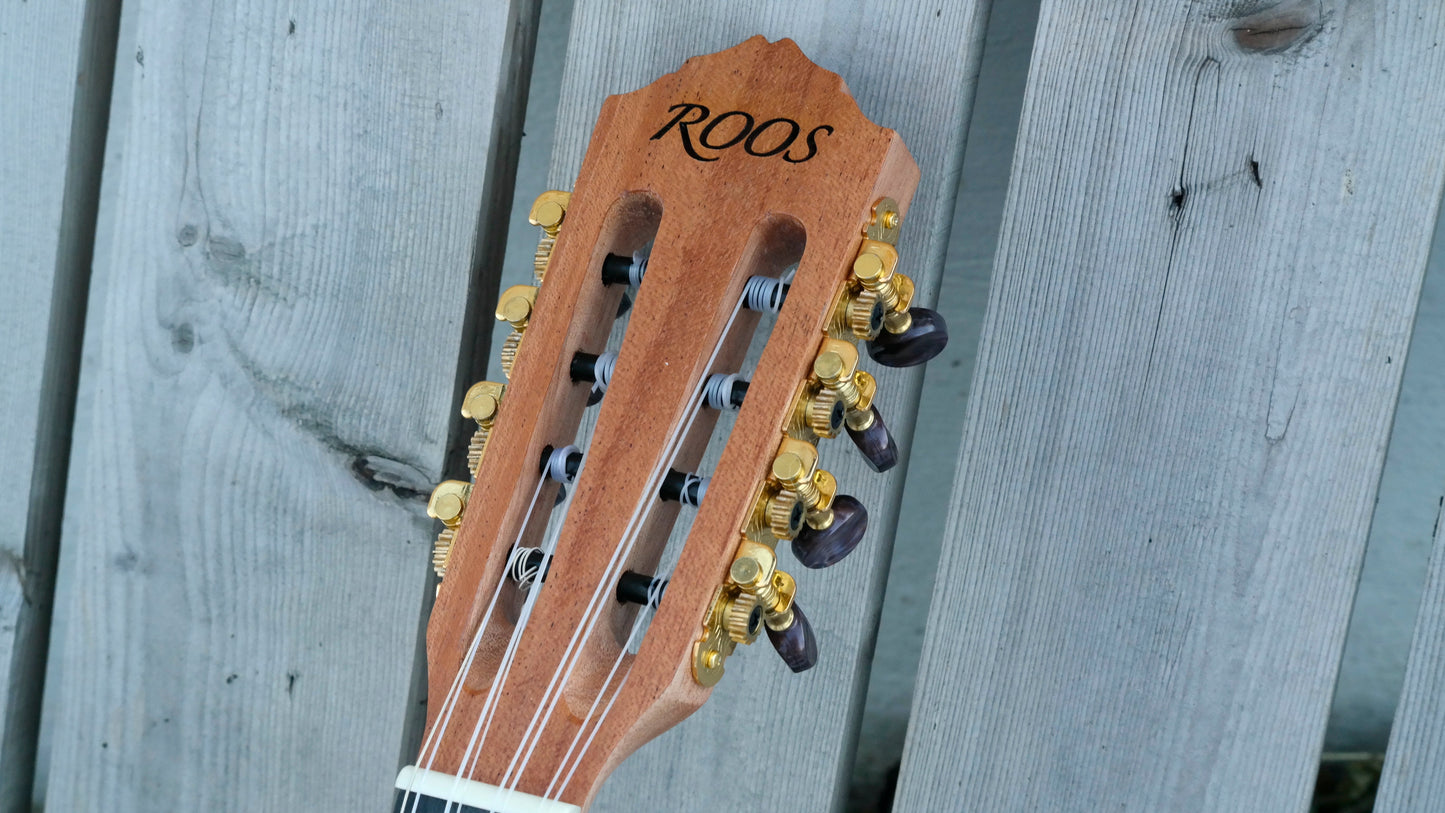 Roos Prisma T8 – Tenorukulele med 8 strängar