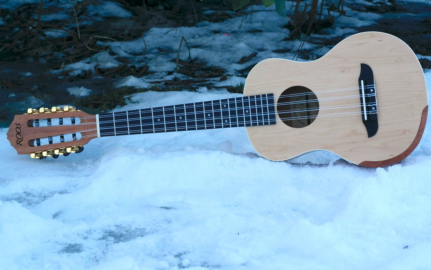 Roos Prisma T8 – Tenorukulele med 8 strängar