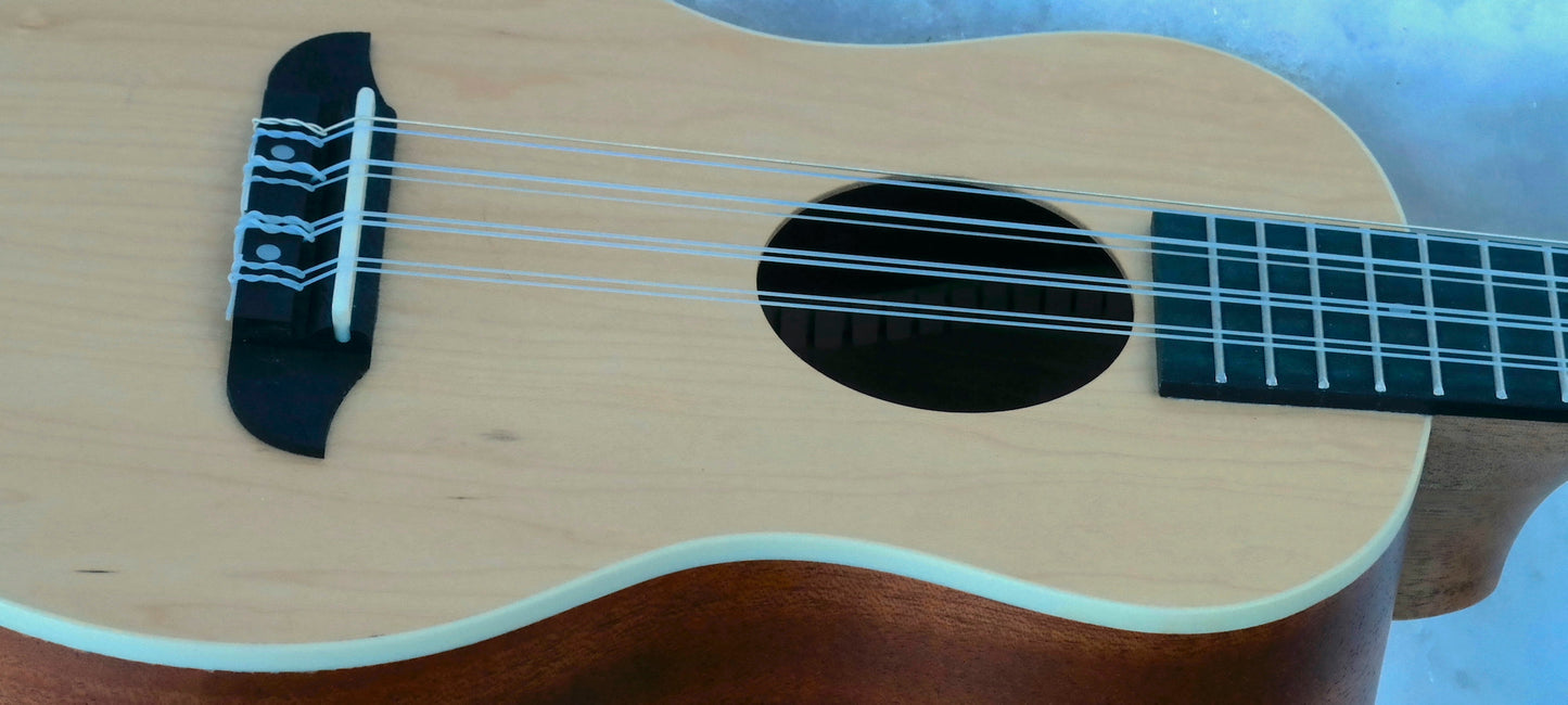 Roos Prisma T8 – Tenorukulele med 8 strängar
