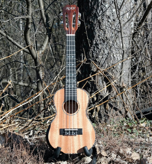LOMA - Konsertukulele