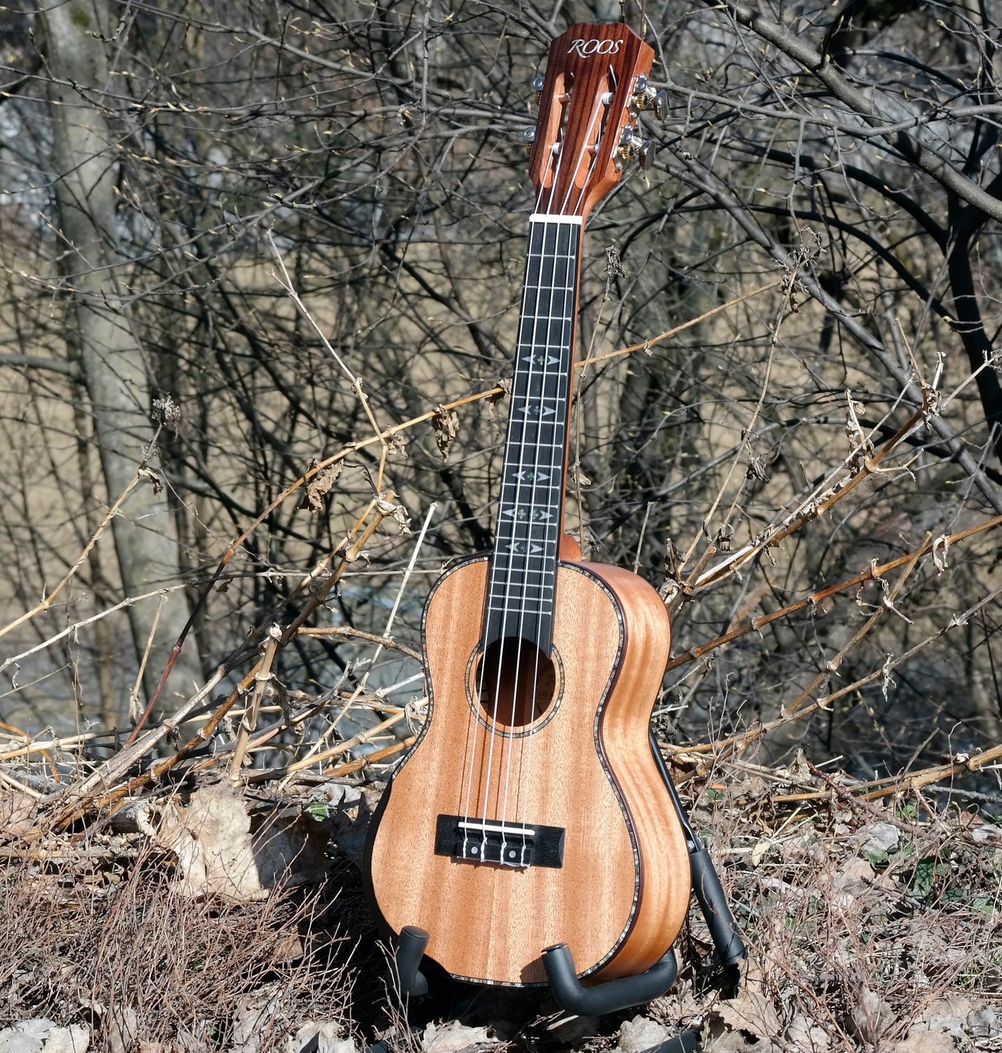 LOMA - Konsertukulele