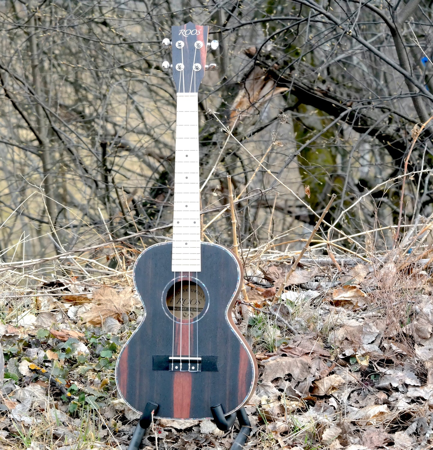Roos Ebony - Tenorukulele