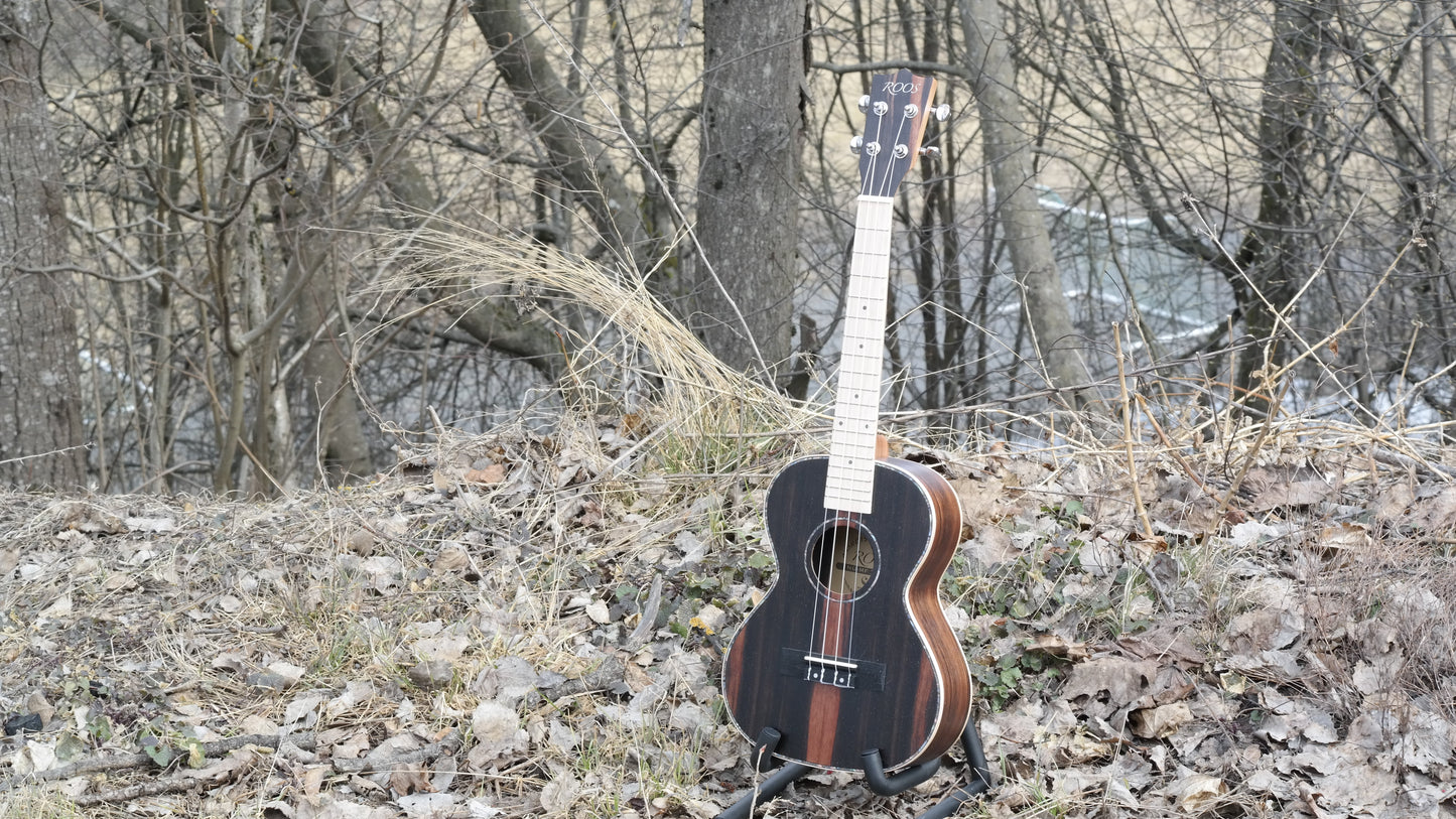 Roos Ebony - Tenorukulele